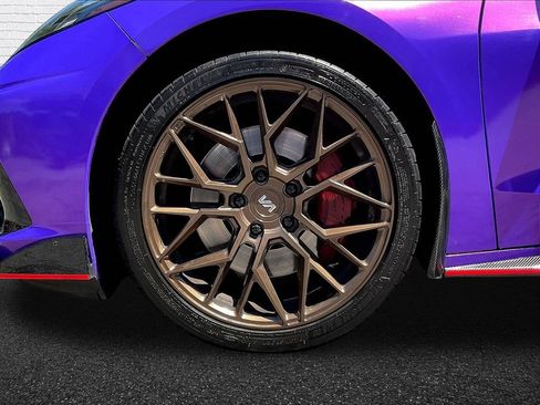 Used 2022 Chevrolet Corvette Stingray Premium Cpe w/ Z51 Performance Package RWD image 22