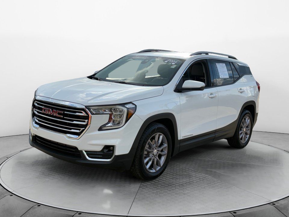 Used 2024 GMC Terrain SLT FWD image 3