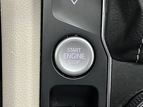 Used 2022 Volkswagen Atlas SE AWD/4WD image 22