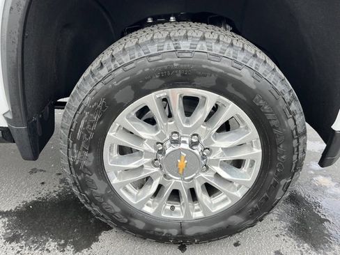 New 2023 Chevrolet Silverado 3500 High Country w/ Z71 Off-Road Package image 13