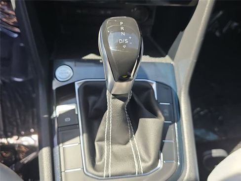 Used 2025 Volkswagen Taos S FWD image 12
