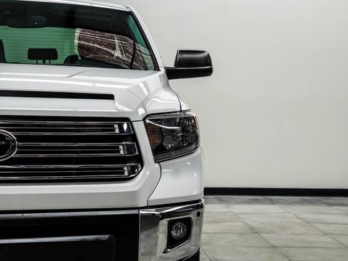 Used 2021 Toyota Tundra SR5 w/ Trail Edition image 4