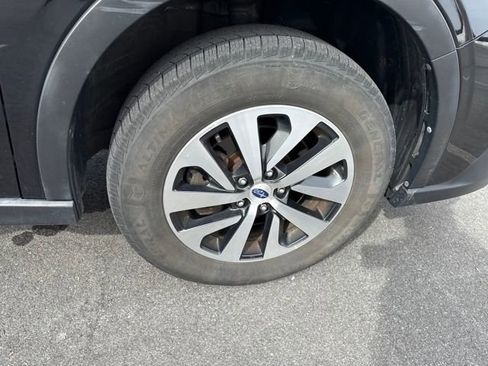 Used 2020 Subaru Outback Premium image 11