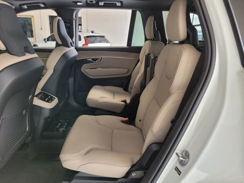 New 2026 Volvo XC90 B6 Plus w/ Protection Package Premier AWD/4WD image 14