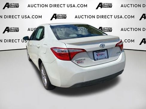 Used 2015 Toyota Corolla LE image 5