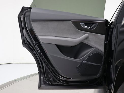 Used 2020 Audi SQ8 Premium Plus image 42