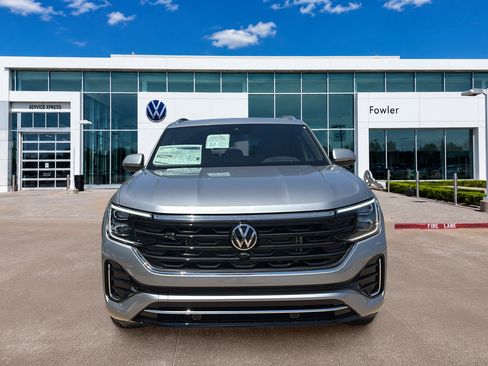 New 2026 Volkswagen Atlas Cross Sport SEL Premium R-Line AWD/4WD image 2