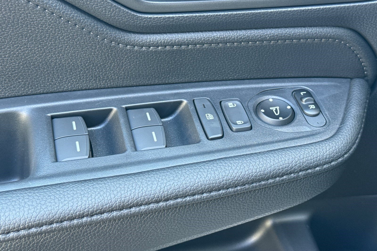 New 2027 Honda Odyssey Sport-L image 13