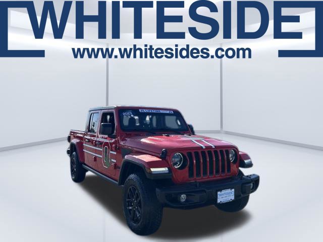 Used 2023 Jeep Gladiator Sport AWD/4WD image 1