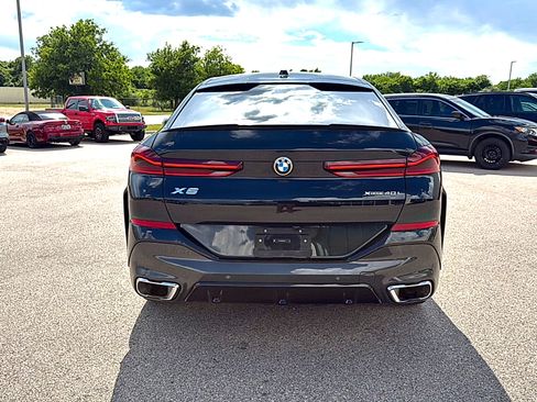 Used 2024 BMW X6 xDrive40i w/ Premium Package AWD/4WD image 6