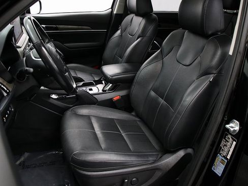 Used 2022 Kia Telluride EX w/ EX Premium Package image 9