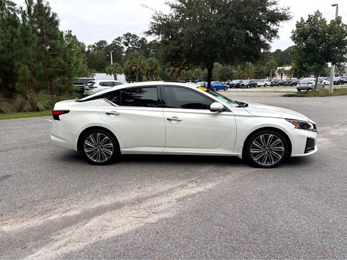 Used 2024 Nissan Altima 2.5 SL image 36