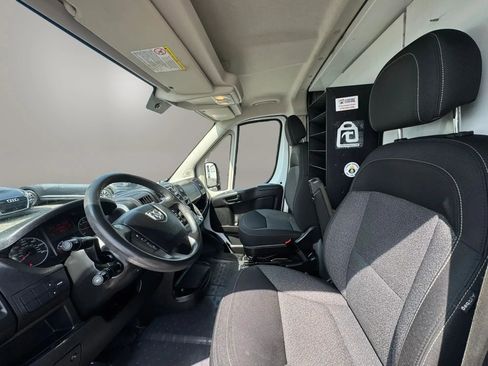 Used 2017 RAM ProMaster 1500 w/ Interior Convenience Group FWD image 11