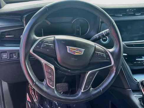 Used 2024 Cadillac XT5 Premium Luxury AWD/4WD image 11
