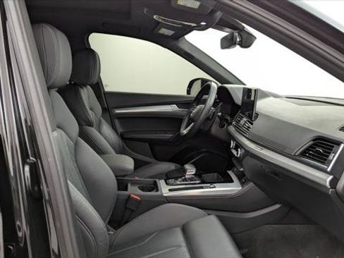 Used 2023 Audi Q5 2.0T Premium Plus w/ Premium Plus Package AWD/4WD image 21
