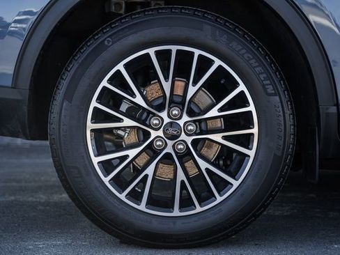 New 2026 Ford Escape SE image 24