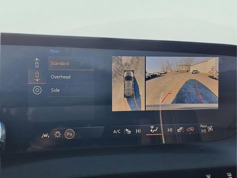 Certified 2025 Buick Enclave Preferred image 9