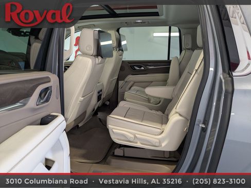 Used 2021 GMC Yukon XL Denali w/ Denali Premium Package RWD image 18