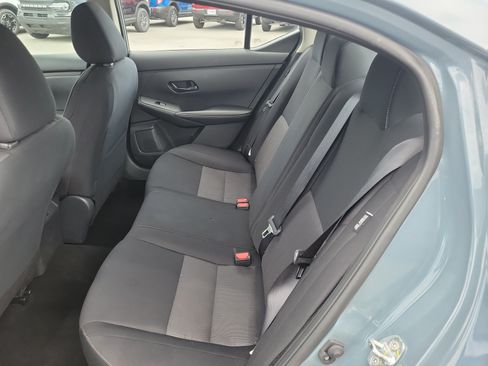 Used 2024 Nissan Sentra SV FWD image 15