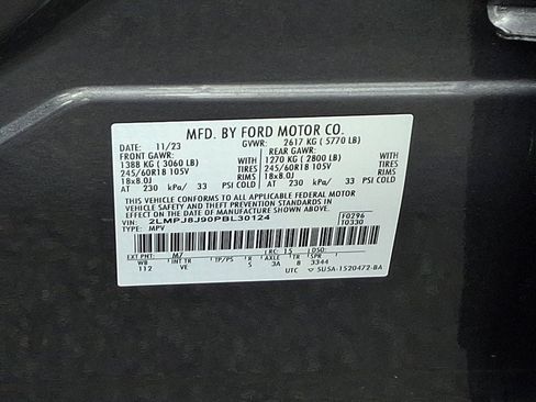 Certified 2023 Lincoln Nautilus AWD w/ Premium Package image 26