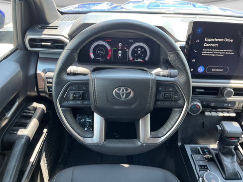Used 2024 Toyota Tacoma TRD Sport AWD/4WD image 12