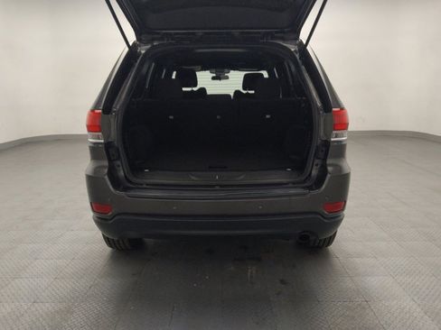 Used 2019 Jeep Grand Cherokee Laredo RWD image 29