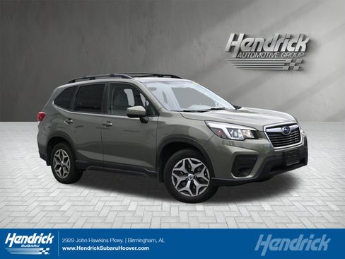 Used 2020 Subaru Forester Premium AWD/4WD image 1