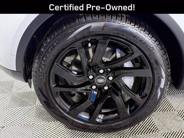 Used 2025 Land Rover Discovery S AWD/4WD image 11