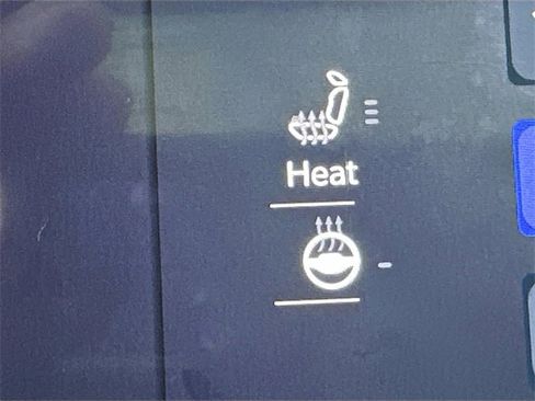 Used 2023 Jeep Grand Cherokee L Limited w/ Black Appearance Package image 19