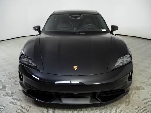 New 2026 Porsche Taycan RWD image 37