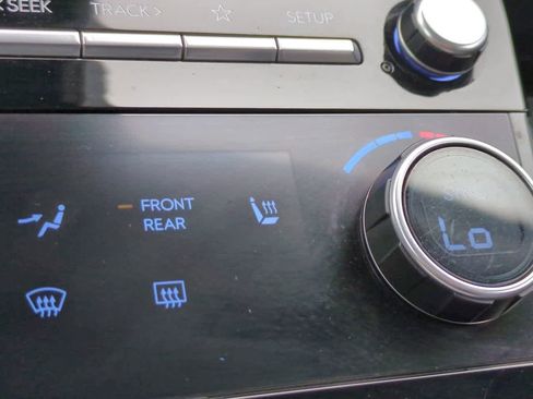 Used 2025 Hyundai Santa Fe SEL FWD image 22