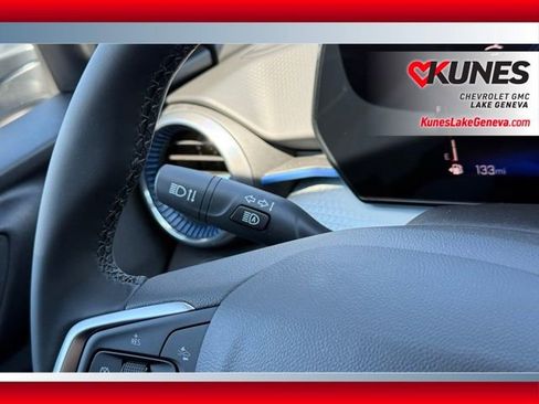 New 2026 Chevrolet Trax LT FWD image 45