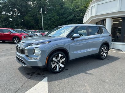 New 2026 Mitsubishi Outlander SE