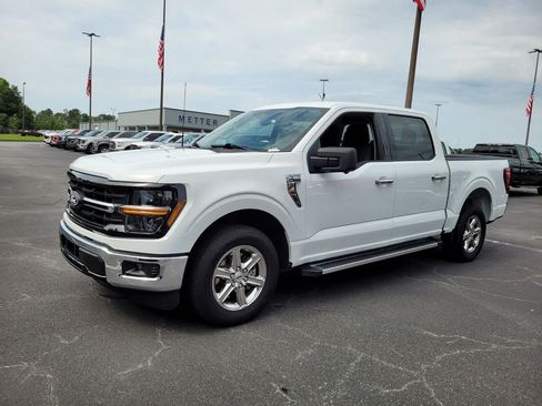 Used 2024 Ford F150 XLT w/ Mobile Office Package RWD image 3