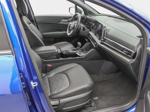 Used 2025 Kia Sportage X-Line w/ Premium Package AWD/4WD image 19