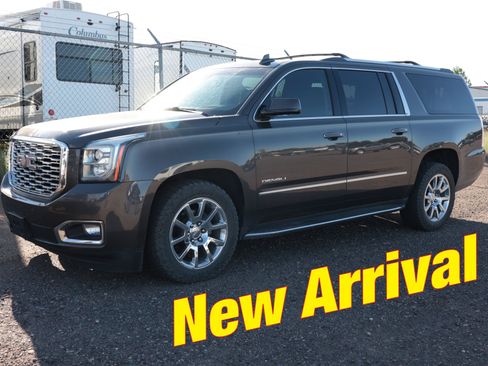 Used 2019 GMC Yukon XL Denali w/ Open Road Package AWD/4WD image 1