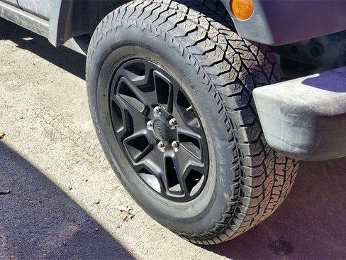 Used 2014 Jeep Wrangler Unlimited Willys image 4