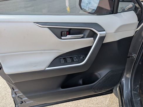 Used 2023 Toyota RAV4 XLE image 14