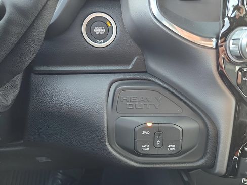 New 2026 RAM 2500 Laramie w/ Night Edition AWD/4WD image 18