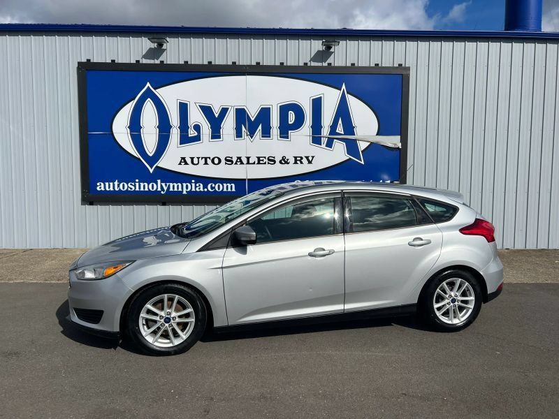 Used 2016 Ford Focus SE FWD image 2
