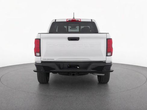 Used 2026 Chevrolet Colorado W/T w/ WT Custom Package RWD image 5