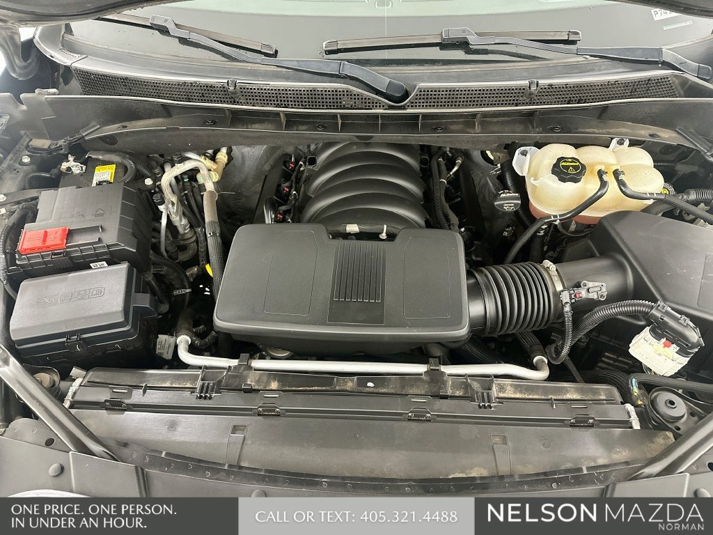 Used 2024 Cadillac Escalade ESV Sport w/ LPO, ONYX Package AWD/4WD image 34