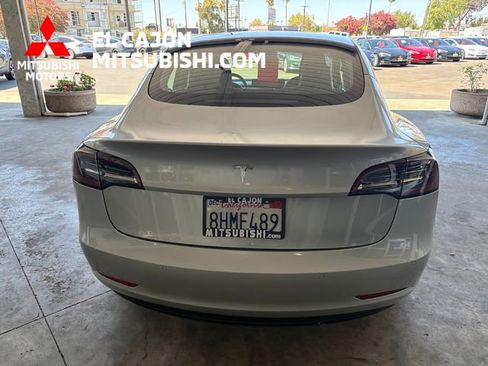 Used 2018 Tesla Model 3 Long Range RWD image 6