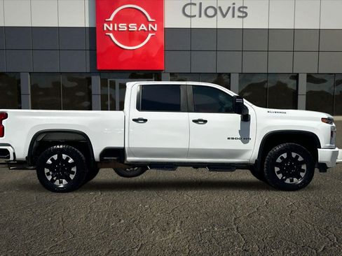 Used 2020 Chevrolet Silverado 2500 Custom w/ Custom Convenience Package RWD image 9