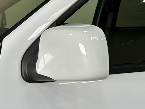 Used 2012 GMC Canyon SLE image 46