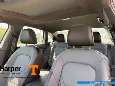 Used 2025 Volkswagen Jetta GLI Autobahn FWD image 12