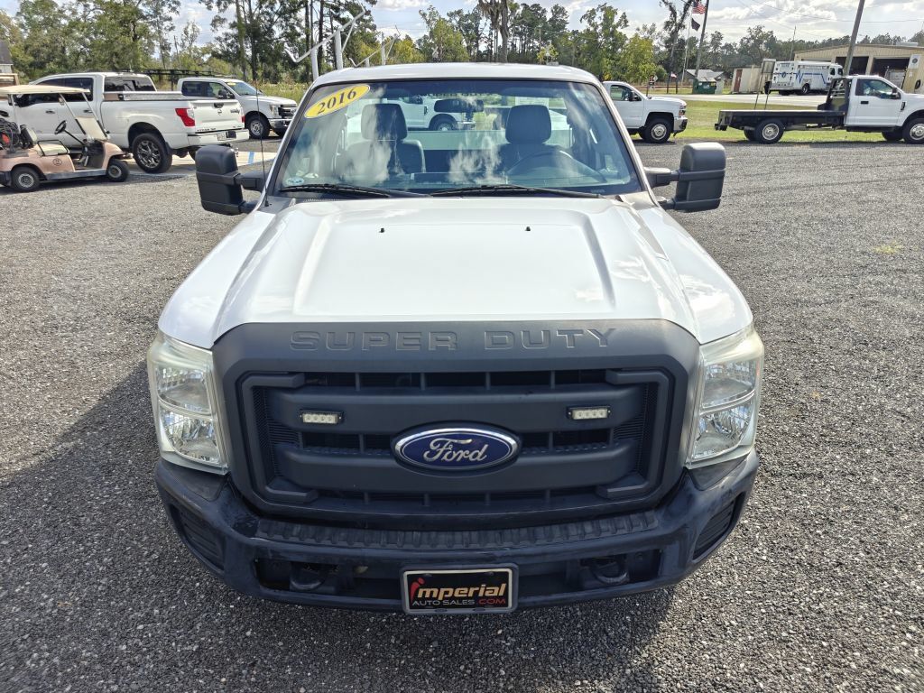 Used 2016 Ford F250 XL RWD image 2