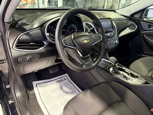 Used 2024 Chevrolet Malibu LT FWD image 29