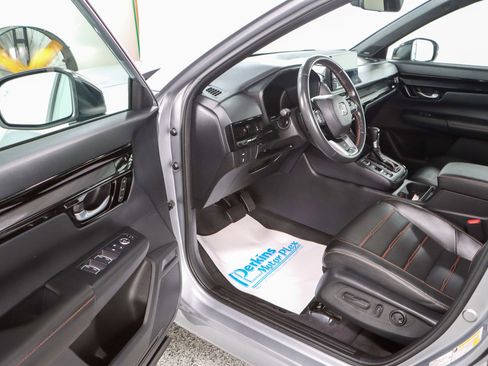 Used 2023 Honda CR-V Sport Touring image 3
