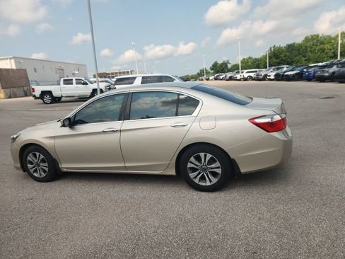 Used 2013 Honda Accord LX image 15